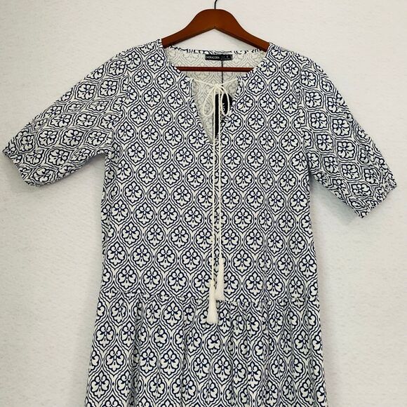 Noracora Dress Women S White Blue Damask Maxi Tier Cotton Linen Cottage Boho NWT - Picture 8 of 12